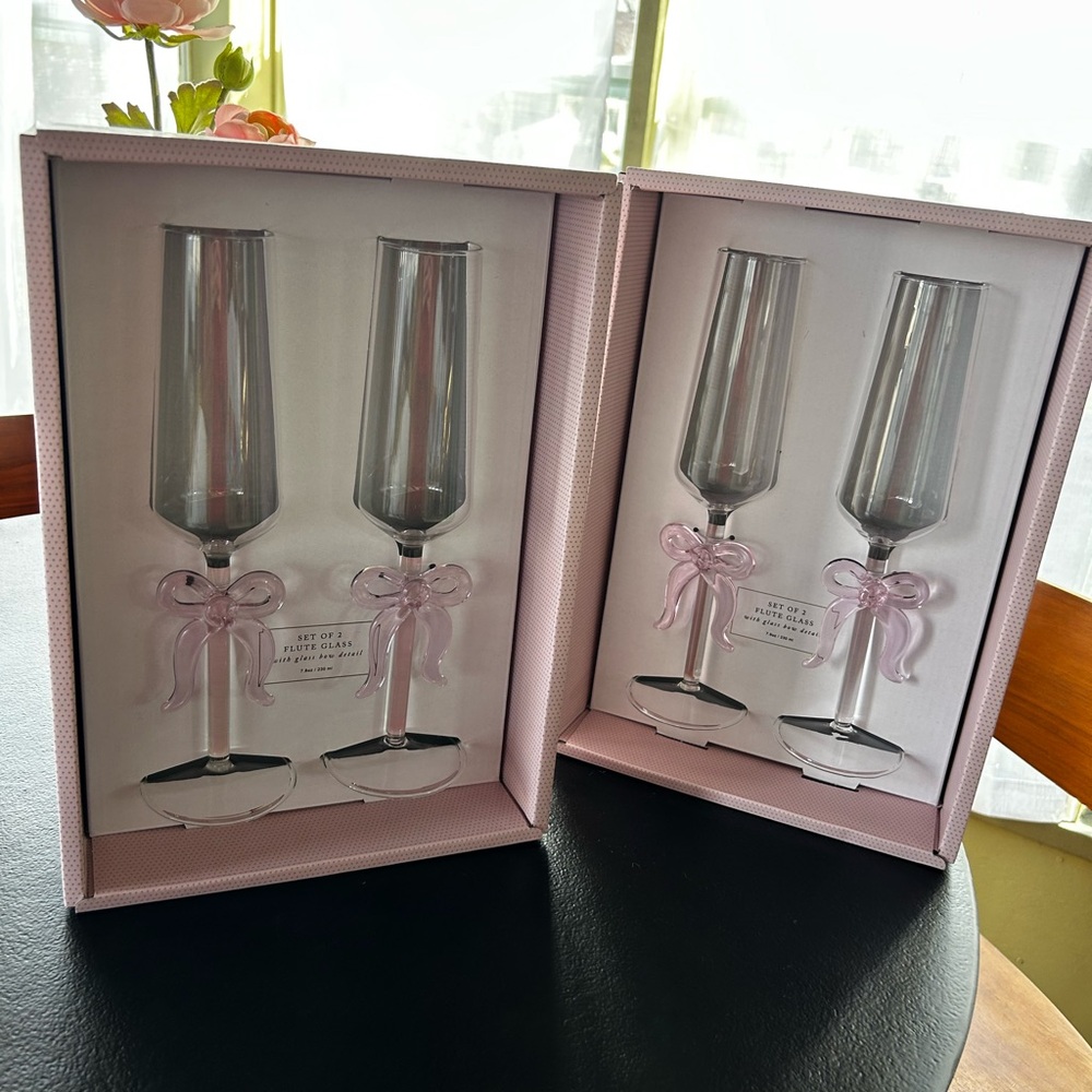 cupcakes & cashmere Pink & Clear Flute Glass Set